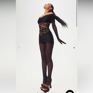 Chic Black Women's Lace Gloves Brielle